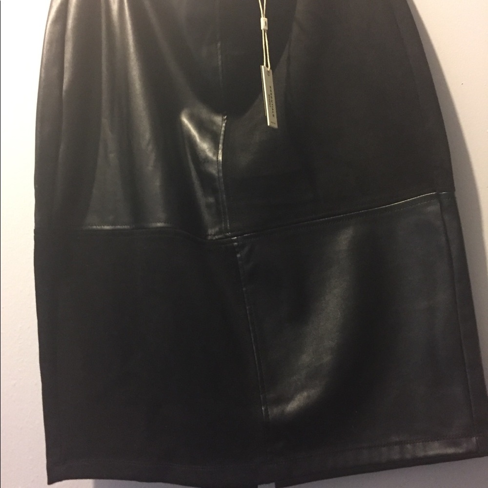 Ladies skirt